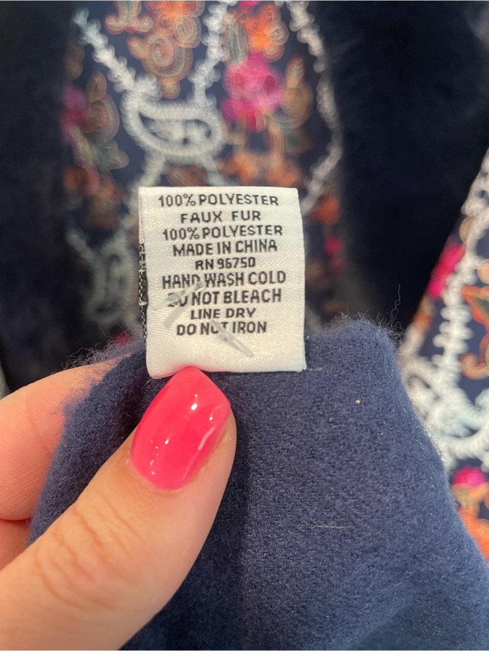 Jessica McClintock Navy Floral Paisley Shawl with Blue Faux Fur Collar - Picture 5 of 6